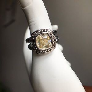 Silver Ring with Yellow & Green Stone